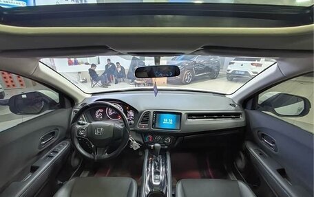 Honda Vezel, 2022 год, 1 650 000 рублей, 8 фотография