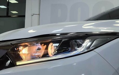 Honda Vezel, 2022 год, 1 650 000 рублей, 6 фотография