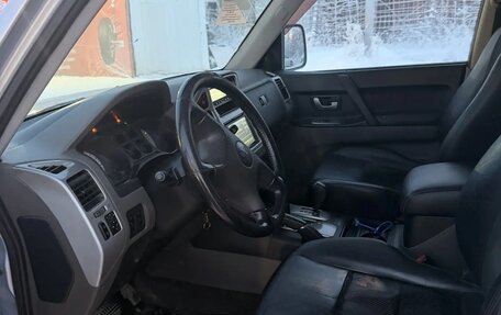 Mitsubishi Pajero III рестайлинг, 2006 год, 1 100 000 рублей, 6 фотография