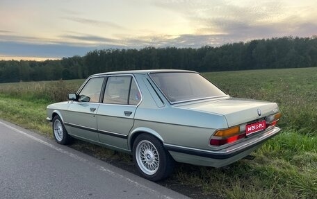 BMW 5 серия, 1984 год, 520 000 рублей, 1 фотография