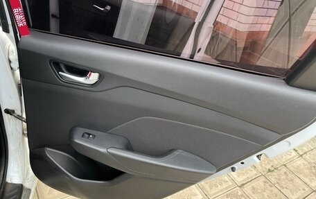 Hyundai Solaris II рестайлинг, 2019 год, 1 600 000 рублей, 11 фотография