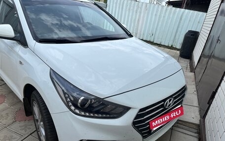 Hyundai Solaris II рестайлинг, 2019 год, 1 600 000 рублей, 10 фотография