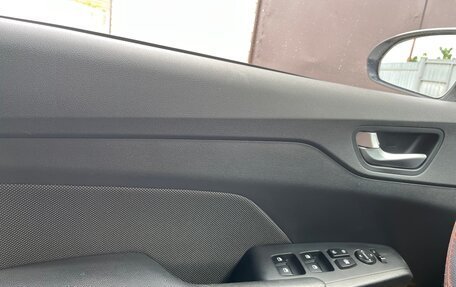 Hyundai Solaris II рестайлинг, 2019 год, 1 600 000 рублей, 16 фотография