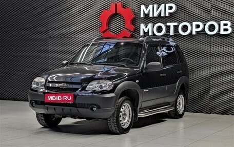 Chevrolet Niva I рестайлинг, 2017 год, 675 000 рублей, 1 фотография