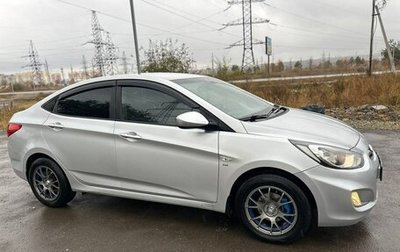 Hyundai Solaris II рестайлинг, 2011 год, 725 000 рублей, 1 фотография