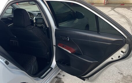 Toyota Camry, 2011 год, 1 450 000 рублей, 10 фотография