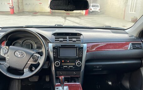 Toyota Camry, 2011 год, 1 450 000 рублей, 12 фотография