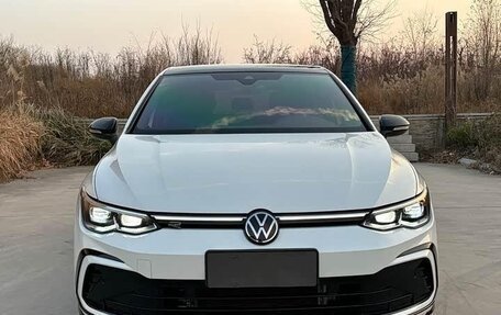 Volkswagen Golf VIII, 2022 год, 2 150 000 рублей, 3 фотография