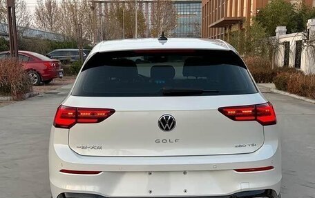 Volkswagen Golf VIII, 2022 год, 2 150 000 рублей, 6 фотография