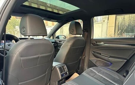 Volkswagen Golf VIII, 2022 год, 2 150 000 рублей, 15 фотография