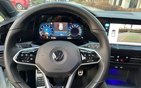 Volkswagen Golf VIII, 2022 год, 2 150 000 рублей, 10 фотография