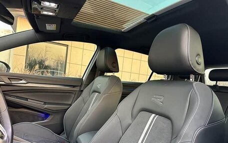 Volkswagen Golf VIII, 2022 год, 2 150 000 рублей, 11 фотография