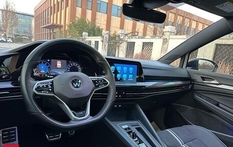 Volkswagen Golf VIII, 2022 год, 2 150 000 рублей, 8 фотография