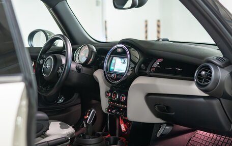 MINI Hatch, 2019 год, 2 500 000 рублей, 23 фотография