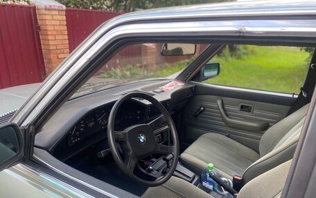 BMW 5 серия, 1984 год, 520 000 рублей, 3 фотография