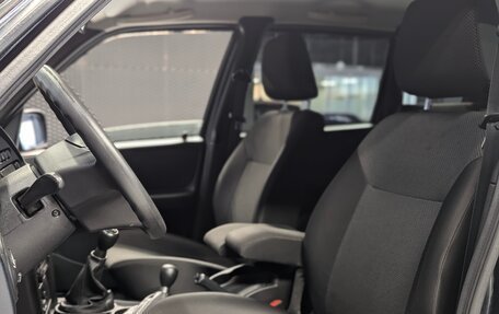 Chevrolet Niva I рестайлинг, 2017 год, 675 000 рублей, 8 фотография