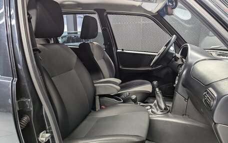 Chevrolet Niva I рестайлинг, 2017 год, 675 000 рублей, 14 фотография