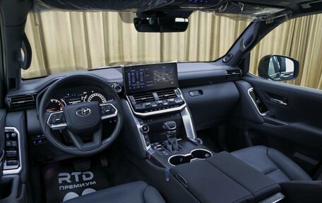 Toyota Land Cruiser, 2025 год, 14 850 000 рублей, 6 фотография