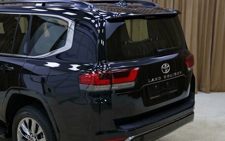 Toyota Land Cruiser, 2025 год, 14 850 000 рублей, 25 фотография