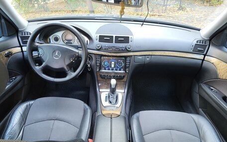 Mercedes-Benz E-Класс, 2004 год, 1 280 000 рублей, 8 фотография