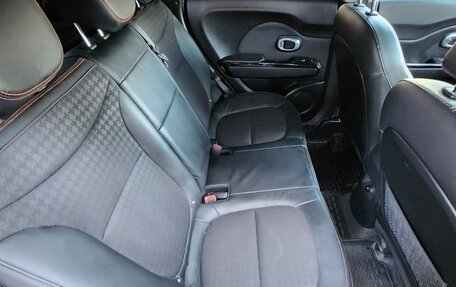 KIA Soul II рестайлинг, 2017 год, 1 170 000 рублей, 10 фотография