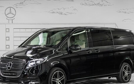 Mercedes-Benz V-Класс, 2024 год, 18 050 000 рублей, 10 фотография