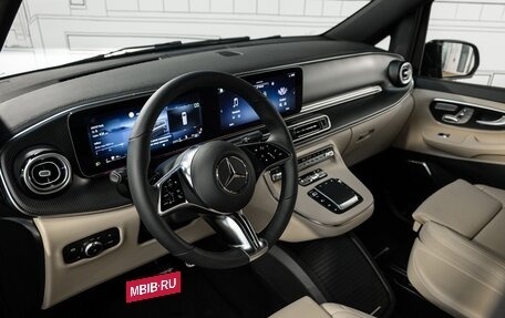 Mercedes-Benz V-Класс, 2024 год, 18 050 000 рублей, 13 фотография