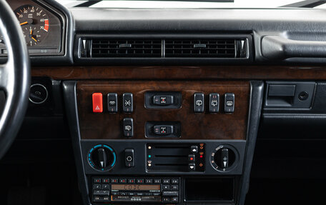 Mercedes-Benz G-Класс W463 рестайлинг _ii, 1993 год, 59 990 000 рублей, 18 фотография