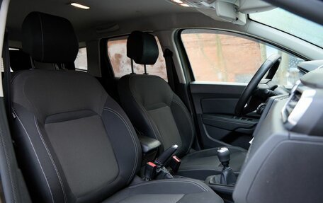 Renault Duster, 2021 год, 1 700 000 рублей, 18 фотография