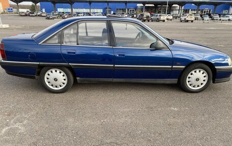 Opel Omega A, 1992 год, 500 000 рублей, 4 фотография