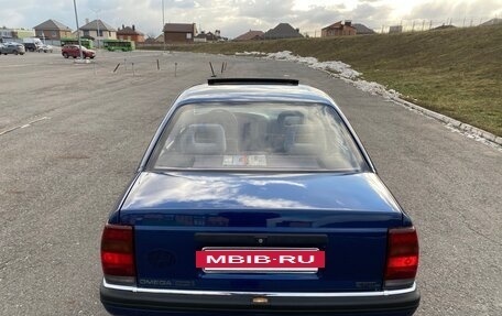 Opel Omega A, 1992 год, 500 000 рублей, 11 фотография