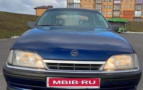 Opel Omega A, 1992 год, 500 000 рублей, 16 фотография