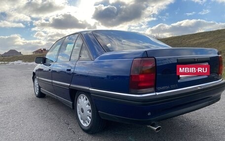 Opel Omega A, 1992 год, 500 000 рублей, 8 фотография