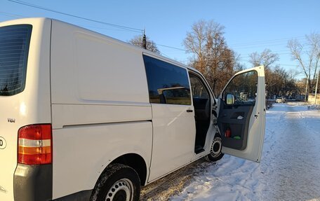 Volkswagen Transporter T5 рестайлинг, 2006 год, 1 249 000 рублей, 9 фотография