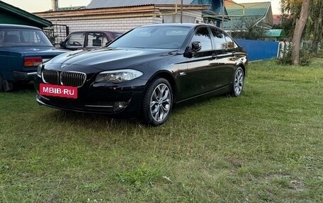 BMW 5 серия, 2011 год, 1 600 000 рублей, 7 фотография