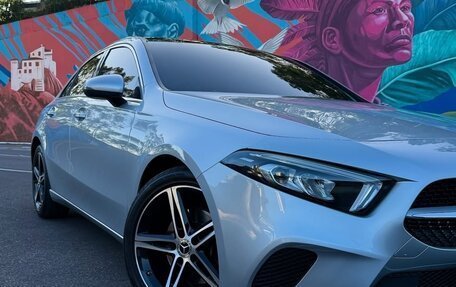 Mercedes-Benz A-Класс, 2021 год, 2 200 000 рублей, 2 фотография