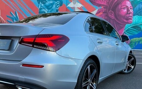 Mercedes-Benz A-Класс, 2021 год, 2 200 000 рублей, 5 фотография