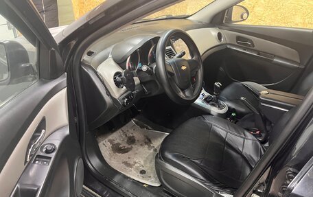 Chevrolet Cruze II, 2011 год, 670 000 рублей, 11 фотография