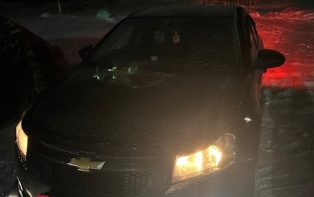 Chevrolet Cruze II, 2011 год, 670 000 рублей, 3 фотография