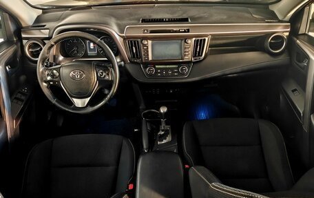 Toyota RAV4, 2016 год, 2 510 000 рублей, 9 фотография