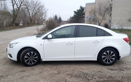 Chevrolet Cruze II, 2011 год, 790 000 рублей, 4 фотография