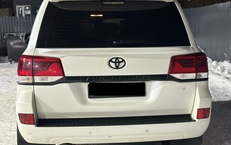 Toyota Land Cruiser 200, 2016 год, 5 300 000 рублей, 4 фотография