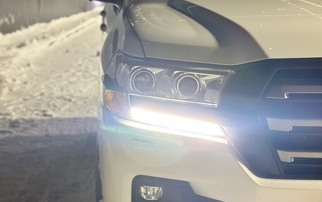 Toyota Land Cruiser 200, 2016 год, 5 300 000 рублей, 7 фотография