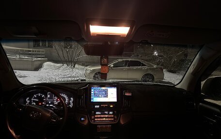 Toyota Land Cruiser 200, 2016 год, 5 300 000 рублей, 8 фотография