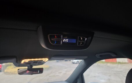 Mercedes-Benz V-Класс, 2025 год, 14 000 000 рублей, 18 фотография