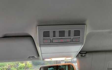 Volkswagen Multivan T5, 2007 год, 1 450 000 рублей, 28 фотография