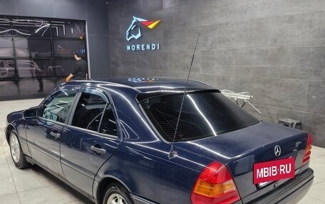 Mercedes-Benz C-Класс, 1995 год, 415 000 рублей, 3 фотография