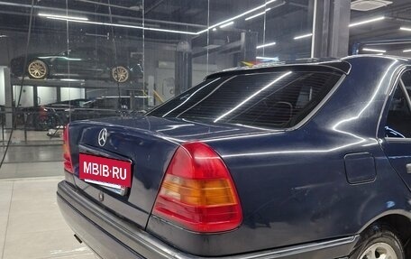 Mercedes-Benz C-Класс, 1995 год, 415 000 рублей, 7 фотография