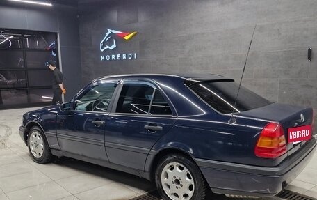 Mercedes-Benz C-Класс, 1995 год, 415 000 рублей, 8 фотография