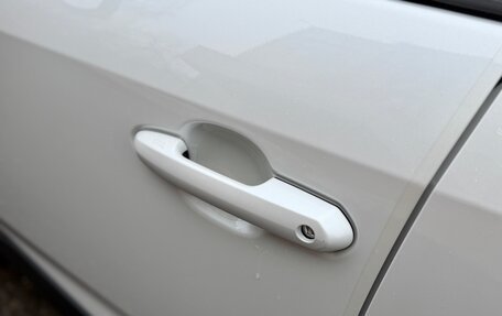 Toyota RAV4, 2021 год, 3 770 000 рублей, 12 фотография